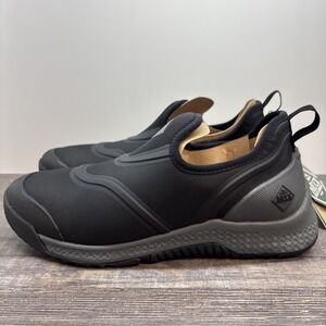 Muck Boot Company Women's 10 Outscape Low Slip On Black OSSW001‎ NEW Defects